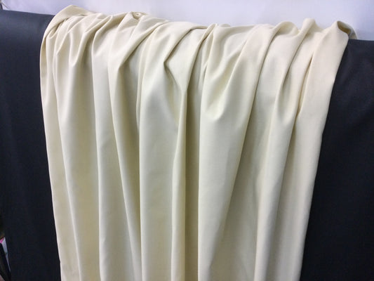 DB1 Cream 100% Cotton Curtain Lining