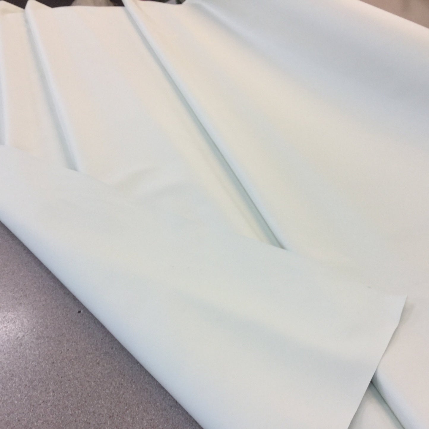 DB4 Silk 3 Pass Luxury Cream Blackout Curtain Lining